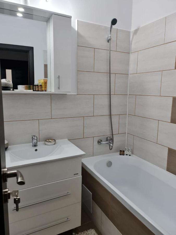Galaţi Stephanie Apartment מראה חיצוני תמונה